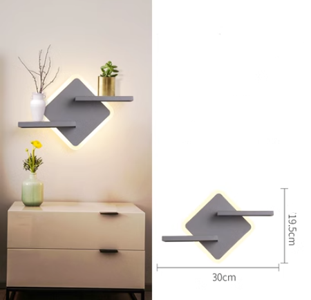 Minimalistische Lampe mit Ablagefläche